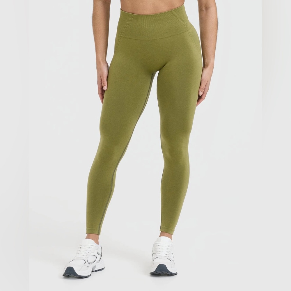 Oner active Effortless Seamless Leggings | Olive Green - M - Short - Picture 5 of 6